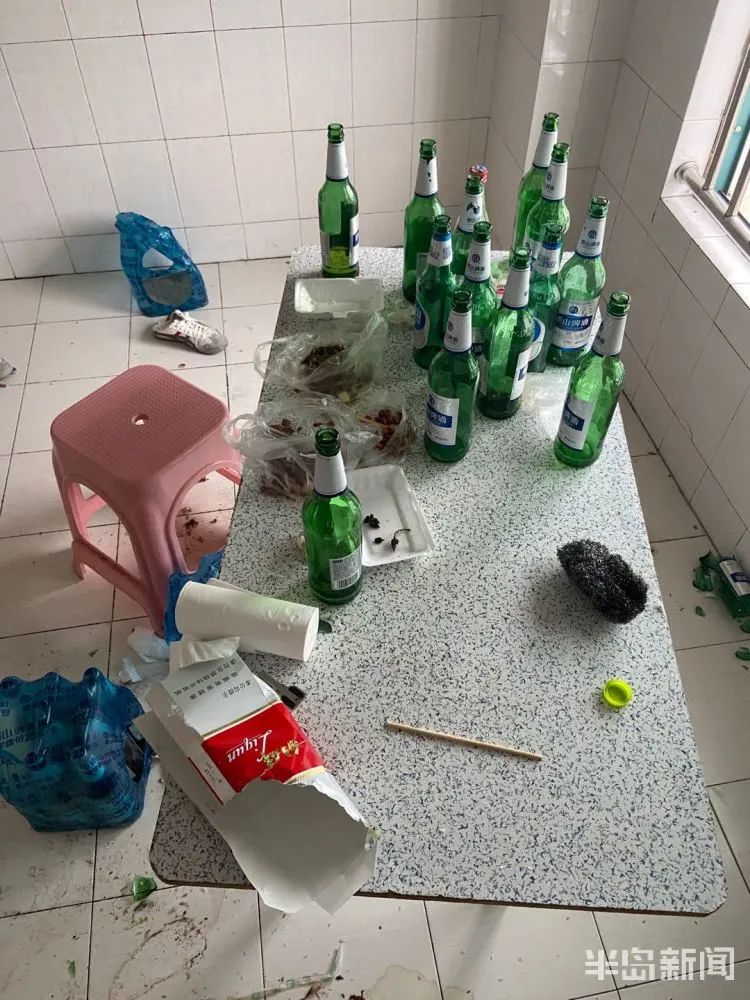 西海岸这个小区有酒瓶从天而降,就是他干的!警方:采取